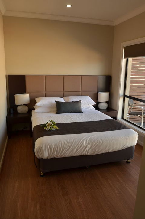 Renmark Holiday Apartments - Melbourne Tourism 2