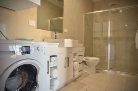 Renmark Holiday Apartments - Melbourne Tourism 4