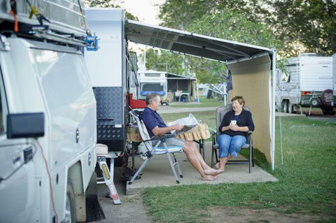 Rowes Bay Beachfront Holiday Park - Melbourne Tourism 3