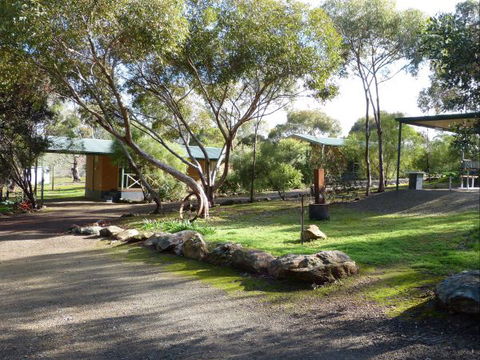 Watervale Retreat - Melbourne Tourism 1