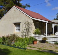 Almond Tree Cottage - Melbourne Tourism