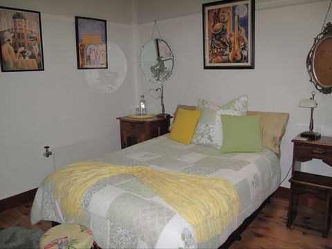 B&B Wodonga - Art Deco Accommodation - Melbourne Tourism 3