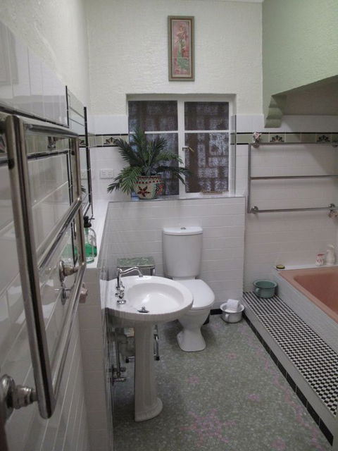 B&B Wodonga - Art Deco Accommodation - Melbourne Tourism 8