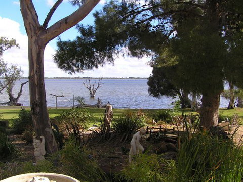 Barmera North Lake Caravan Park - Melbourne Tourism 2