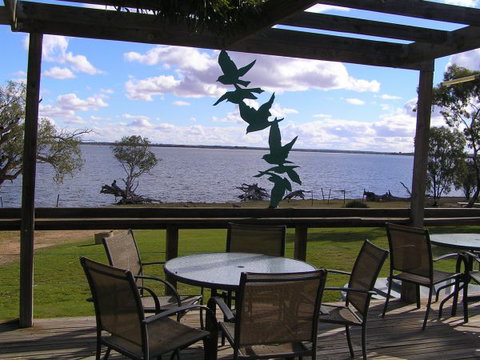 Barmera North Lake Caravan Park - Melbourne Tourism 3