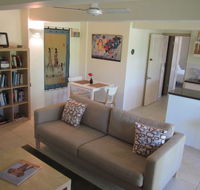 Bangalow Studio Apartment - Melbourne Tourism