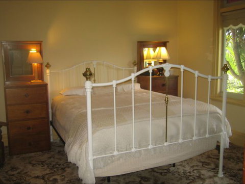 Bunjil Farm - Melbourne Tourism 3