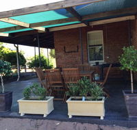 Corryong Holiday Cottages - Sportsview - Melbourne Tourism