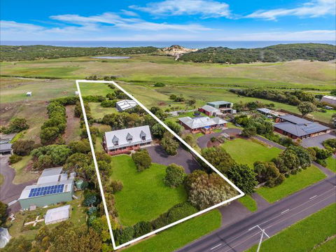 Cooks Retreat Warrnambool - Melbourne Tourism 4
