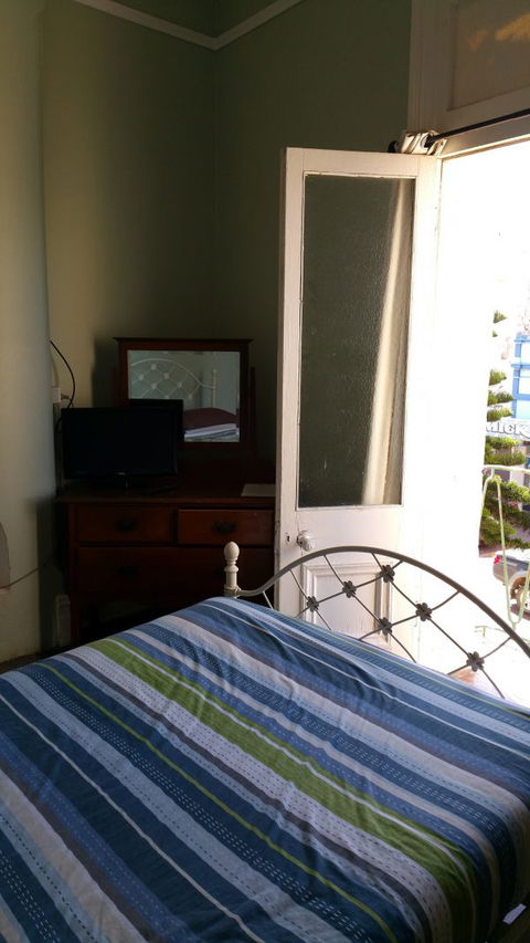 Foreshore Backpackers - Melbourne Tourism 0