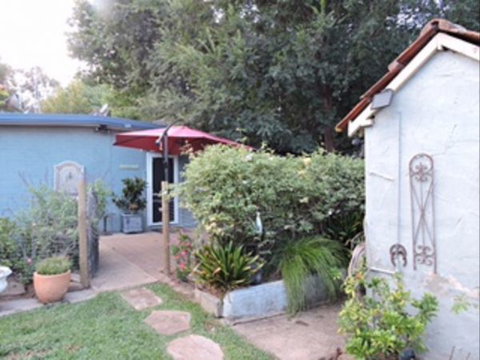 Garden Cottage B And B - Melbourne Tourism 6