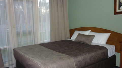 Naracoorte Hotel/Motel - Melbourne Tourism 3