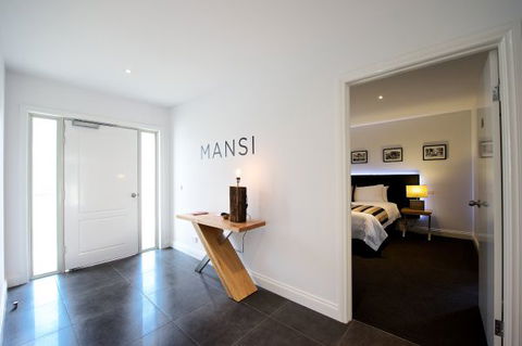 Mansi On Raymond - Melbourne Tourism 0