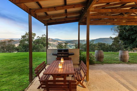 Mt Bellevue Lodge - King Valley - Melbourne Tourism 9