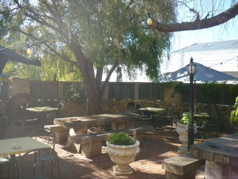 Naracoorte Hotel/Motel - Melbourne Tourism 2