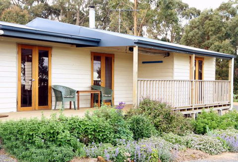 Oakhill Cottage - Melbourne Tourism 0