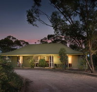 Riverbush Cottages - Melbourne Tourism