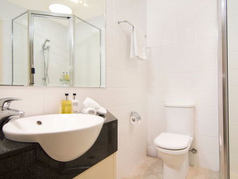 Saltwater Luxury Apartments - Melbourne Tourism 6