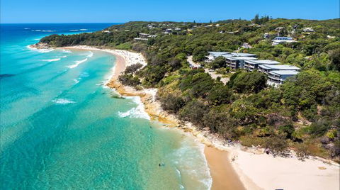 Stradbroke Island Beach Hotel | Spa Resort - Melbourne Tourism 0