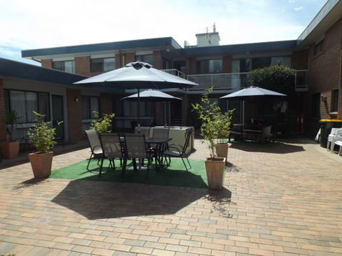 Surfside Holiday Apartments - Melbourne Tourism 2