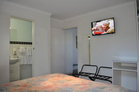 Warrakilla - Melbourne Tourism 6
