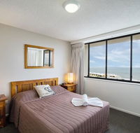 Kings Row Holiday Apartments - Melbourne Tourism
