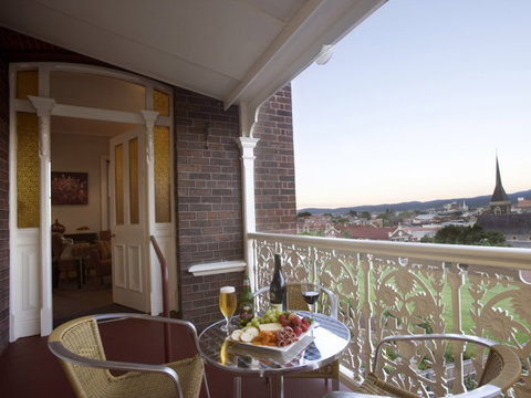 Auldington Hotel - Melbourne Tourism 2