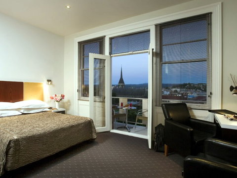 Auldington Hotel - Melbourne Tourism 0