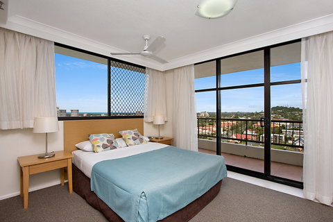 Beach House Seaside Resort - Melbourne Tourism 1