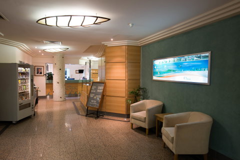 Beachcomber International Resort - Melbourne Tourism 1