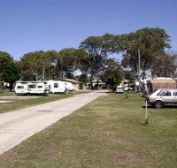 Beachmere RSL Caravan Park - Melbourne Tourism