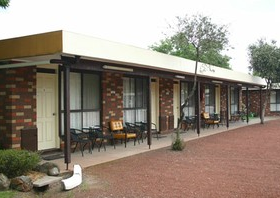 Beaufort Motel - Melbourne Tourism 0