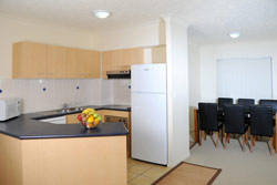 Bella Mare Beachside Apartments - Melbourne Tourism 1
