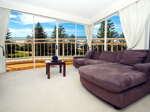 Burleigh Mediterranean Resort - Melbourne Tourism 0