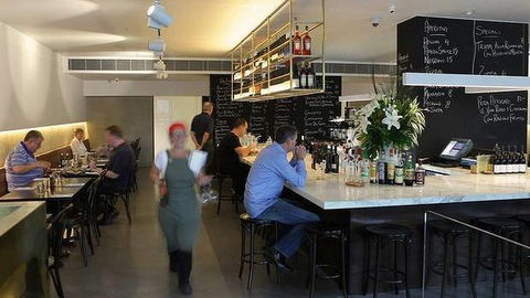 Cambridge Hotel Sydney - Melbourne Tourism 5