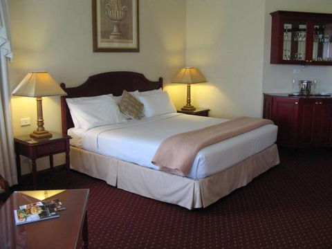 Camden Valley Inn & Country Lodge - Melbourne Tourism 0