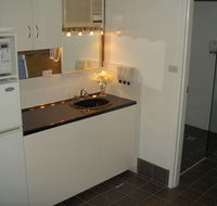 Camellia Motel - Melbourne Tourism