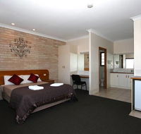 Clifford Gardens Motor Inn - Melbourne Tourism