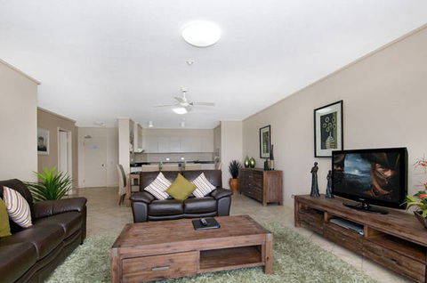 Clubb Coolum Beach Resort - Melbourne Tourism 2