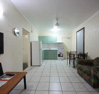Coconut Grove Holiday Apartments - Melbourne Tourism