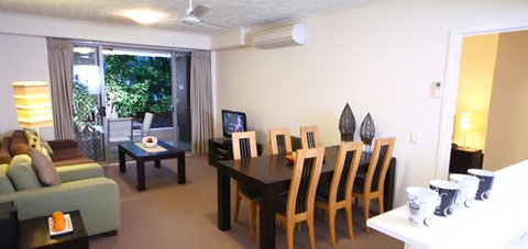 Coolum At The Beach - Melbourne Tourism 1