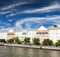 Crowne Plaza Newcastle - Melbourne Tourism