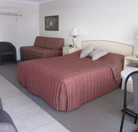 Crows Nest Motel - Melbourne Tourism