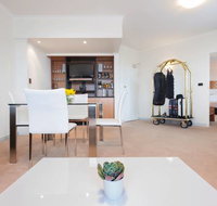 Diplomat Hotel - Melbourne Tourism