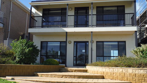 Walkers Rest - Melbourne Tourism 0