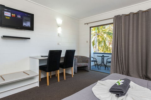 Aaron Motel Gladstone - Melbourne Tourism 5