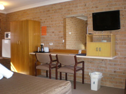 White Lanterns Motel - Melbourne Tourism 0