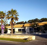 Dog Rock Motel - Melbourne Tourism