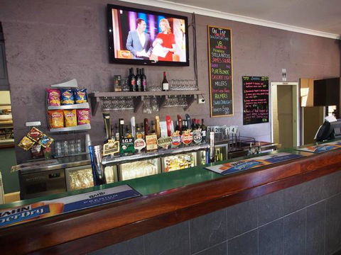 Dongara Hotel Motel - Melbourne Tourism 5