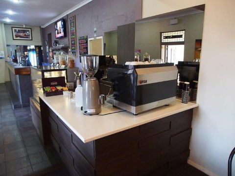 Dongara Hotel Motel - Melbourne Tourism 9
